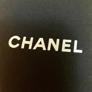Chanel set of shoes dust bags (2)